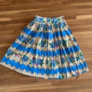 LINDY BOP “VERA” Yellow & Blue Roses Floral Swing Skirt - ALL OFFERS CONSIDERED